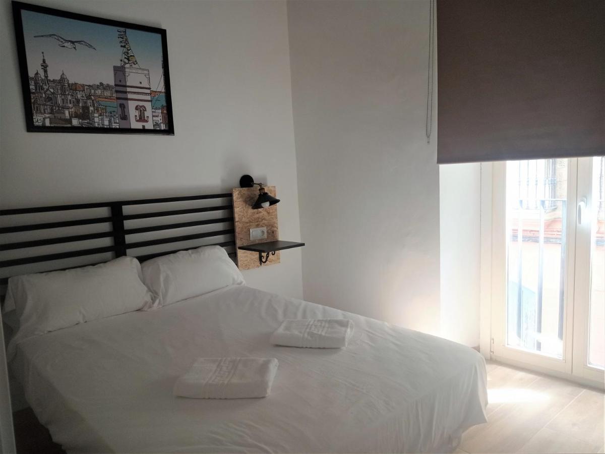 Planeta Cadiz Apartaments Buitenkant foto