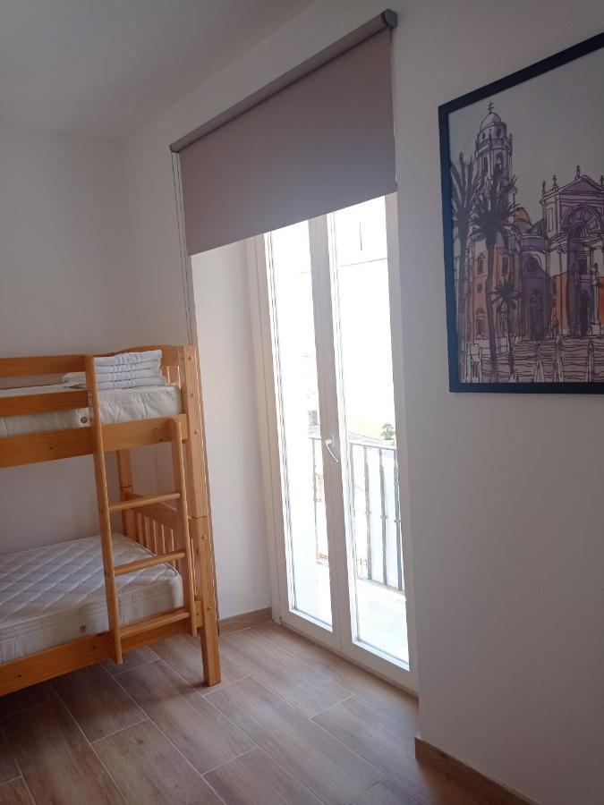 Planeta Cadiz Apartaments Buitenkant foto