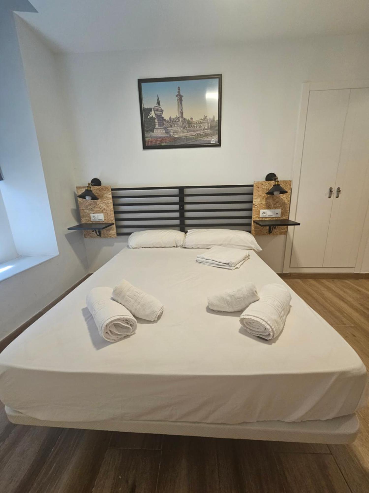 Planeta Cadiz Apartaments Buitenkant foto